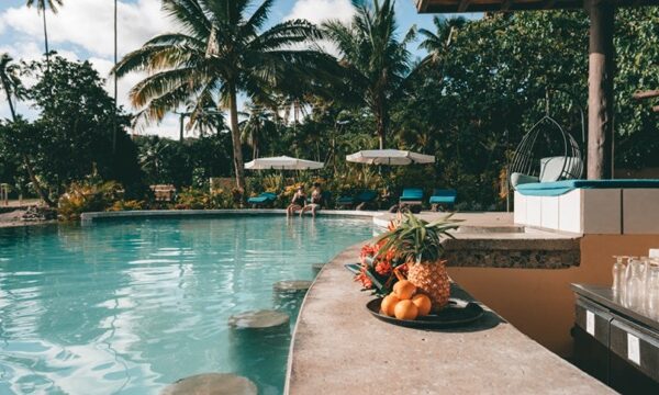 Swim up Wai Bar - Koro Sun Resort Medium